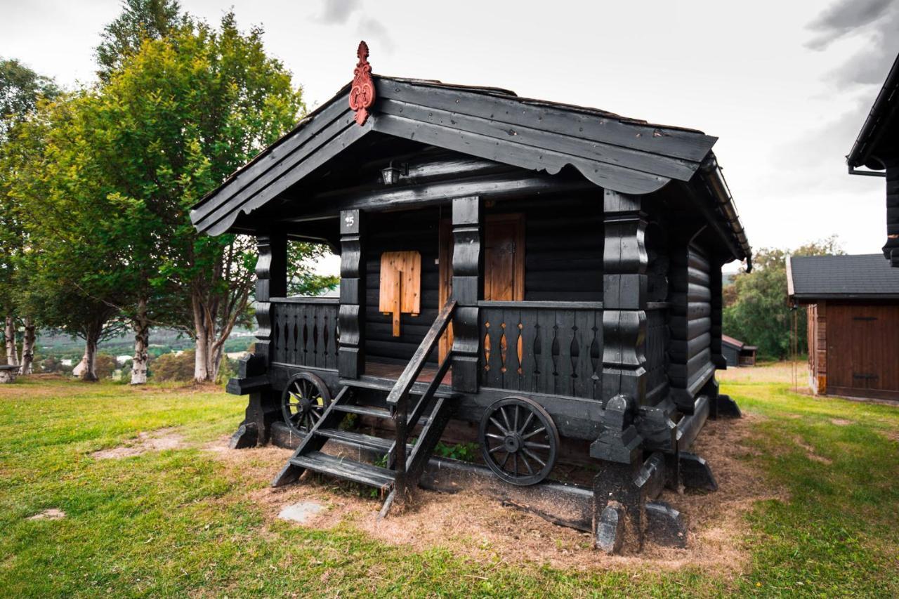 Ljoshaugen Camping Hotel Dombås Exterior foto